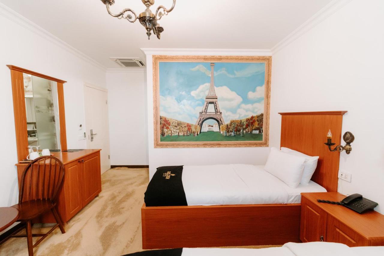 Golden Hotel Priştine Dış mekan fotoğraf