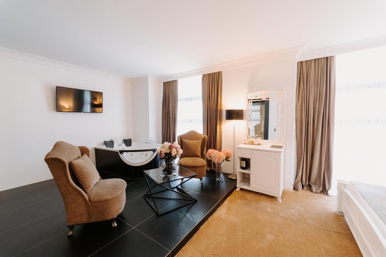 Golden Hotel Priştine Dış mekan fotoğraf
